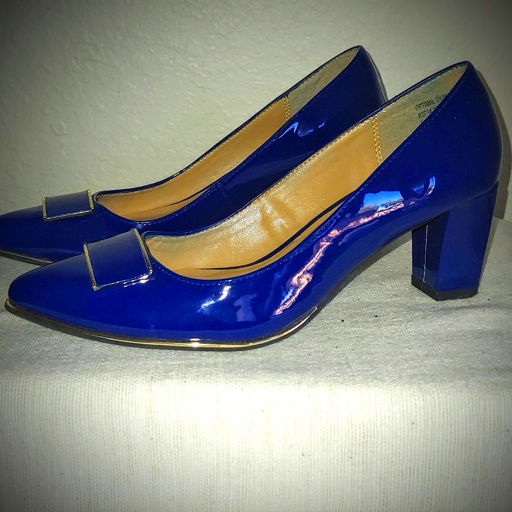 Blue Patent leather heels